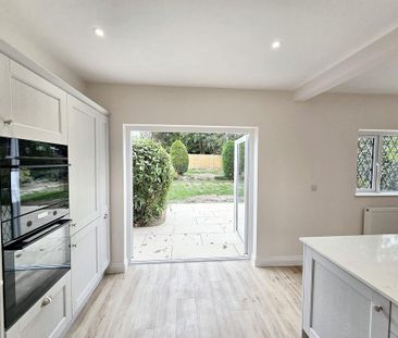 3 bedroom semi-detached house to rent - Photo 6