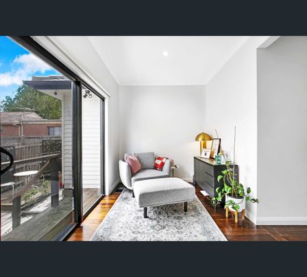1/185 Henry Street, Greensborough, Vic 3088 - Photo 1