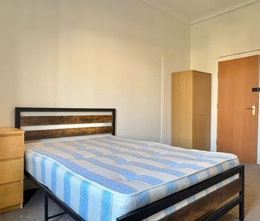 Room in a Shared Flat, Malvern Road, NW6 - Photo 4