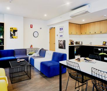 6 Bedroom Apartment - Photo 1