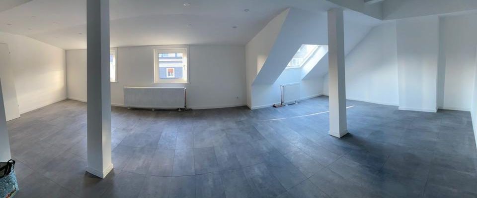 2 Zimmer Wohnung in Düsseldorf Rath | neuwertig und renoviert - Photo 1