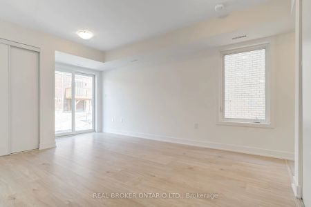 32 Wagon Lane N #6 - Photo 3