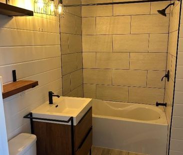 Très beau logement 4 1/2 près de promenade Bellerive! - Photo 4