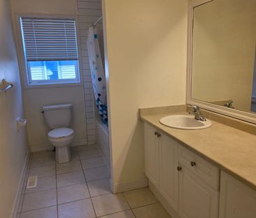 For Lease - 329 Edgehill Drive Unit# Upper, Barrie, Ontario - Photo 4