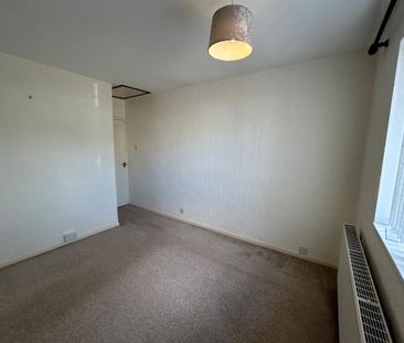 2 bedroom bungalow to rent - Photo 1