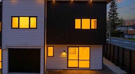 Experience the thrill of a brand-new house - Photo 5