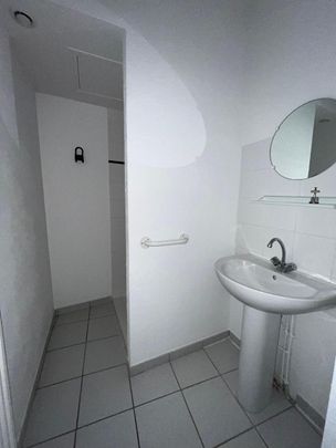 Location Appartement 1 pièce 22m² ST ETIENNE 42000 - Photo 1