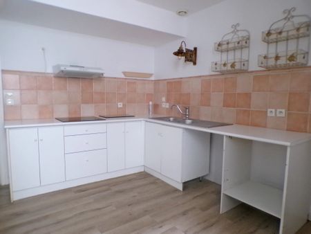 Location Appartement 3 pièces 91m² LA ROCHELLE 17000 - Photo 4