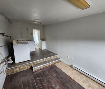 226 Douglas Avenue - U3 - Photo 5