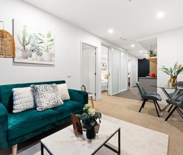 Stylish City-Edge Living - Photo 2