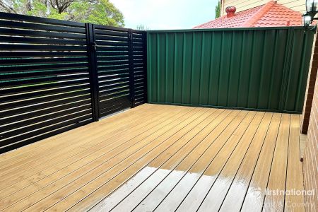 Free Standing Secluded Cottage - Photo 3