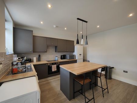 3 bedroom terraced house to rent - Photo 4