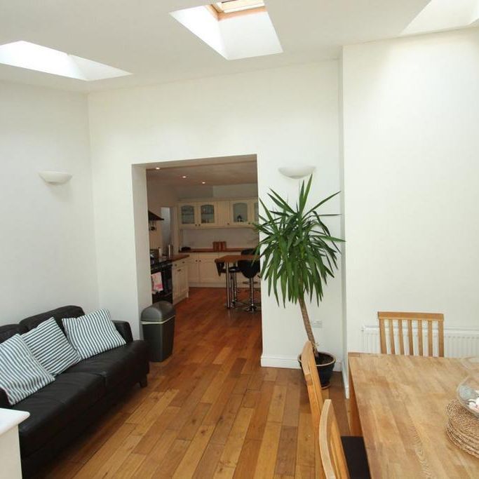 2 bedroom house to rent - Photo 1