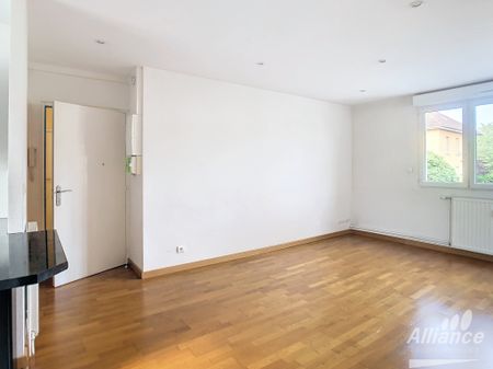 Location Appartement 3 pièces 59m² MONTBELIARD 25200 - Photo 4