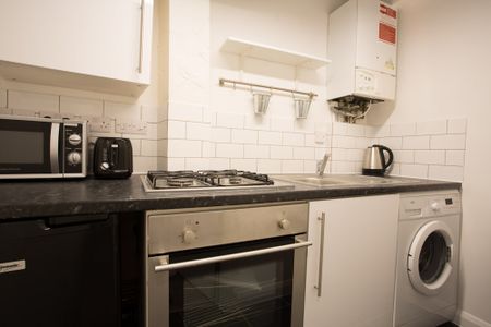 2 Bed Flat, Newington Butts, SE11 - Photo 5