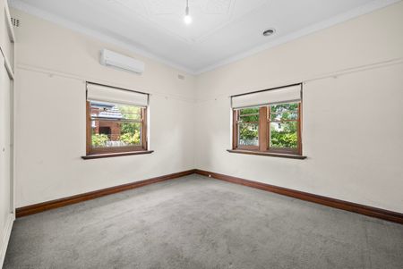 50 Dent Street, Glen Iris VIC 3146 - House For Rent | Domain - Photo 3