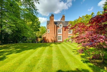 4 Bed Maisonette, The Woodlands, HA1 - Photo 5