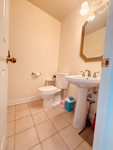 For Lease - 3 Elmsley Drive, Richmond Hill, Ontario - Photo 5