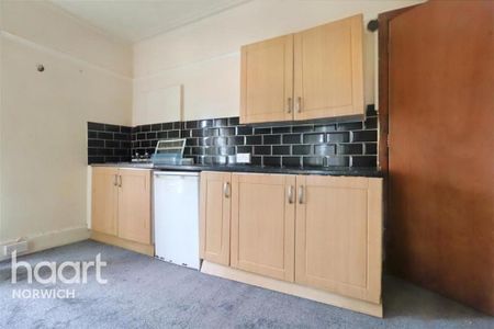 House share to rent - Photo 4