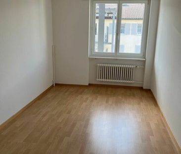 Einziehen und wohlfühlen: Familienfreundliche 4-Zimmer-Wohnung mit ... - Photo 2