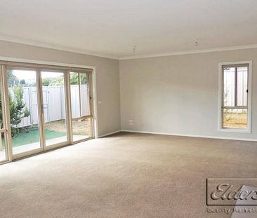 Well maintained two bedroom unit in a prime location - Photo 2