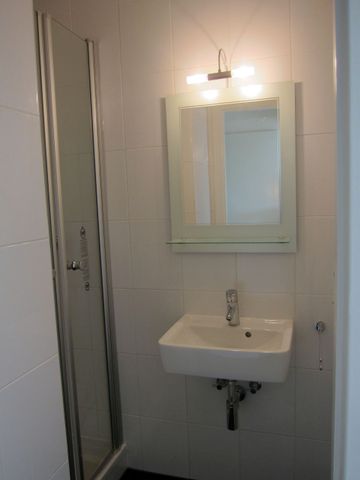 For rent – 6-room apartment of 135m2 on the ground floor - Photo 4