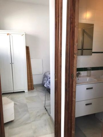 Calle Castellar, Sevilla, Andalusia 41003 - Photo 5