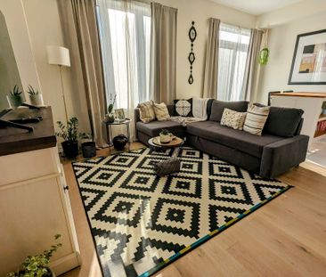 For Lease - 28 Sigford Street, Whitby, Ontario - Photo 1