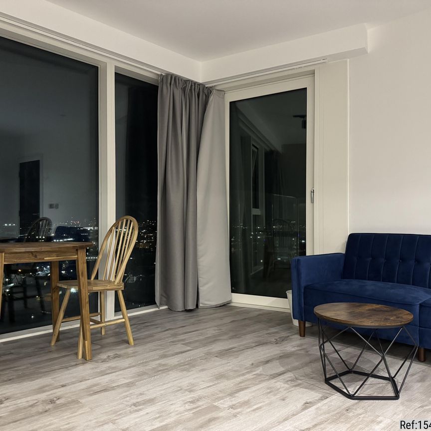 1 bed Flat in Icon Tower 8 Portal Way, London, W3 6DU - Photo 1