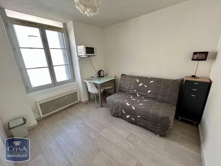 Location Appartement 1 pièce 15m² CHOLET 49300 - Photo 2