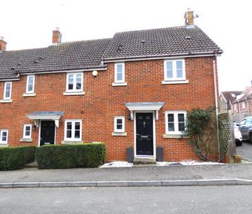 2 bedroom semi-detached house to rent - Photo 1