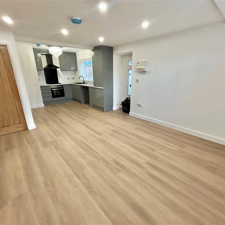 Allen Street - Photo 1