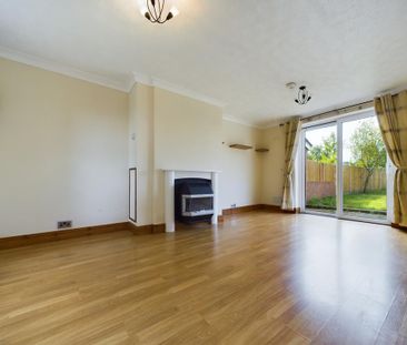 3 bedroom terraced house to rent - Photo 2