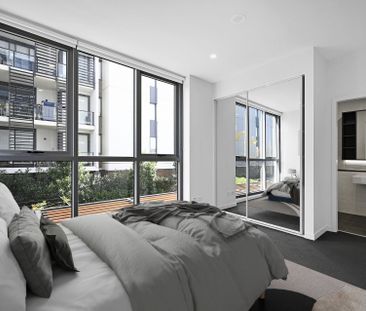 201/10 Aviators Way, Penrith - Photo 3