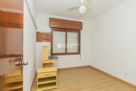 Apartamento com 2 quartos e 80m² para alugar em Rio Branco, Porto Alegre. - Photo 2