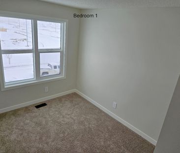 431 Livingston Way Northeast, Calgary - Photo 6