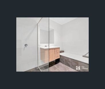6A/17 Hull Close, Coffs Harbour, NSW 2450 - Photo 6