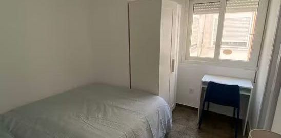 Carrer San Edesio, Manises, Valencian Community 46940 - Photo 2