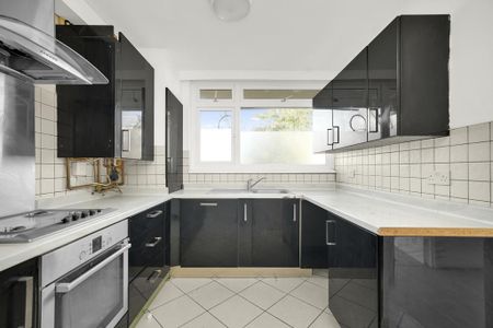 3 bedroom apartment to rent - Photo 2