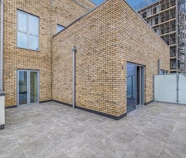 York Road, Battersea, SW11 - Photo 1