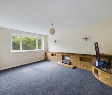 2 bedroom maisonette to rent - Photo 1