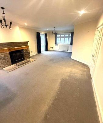 Broom Hill Road, Rochester, ME2 - Photo 1