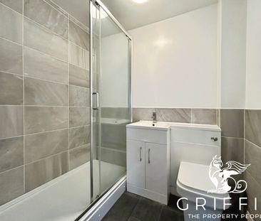 Braybrooke, Basildon, SS14 - Photo 1