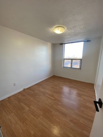 For Lease - 20 Edgecliff Golfway Unit# 1503, Toronto, Ontario - Photo 5