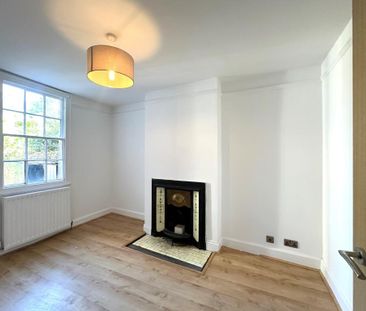 4 bedroom terraced house to rent - Photo 1