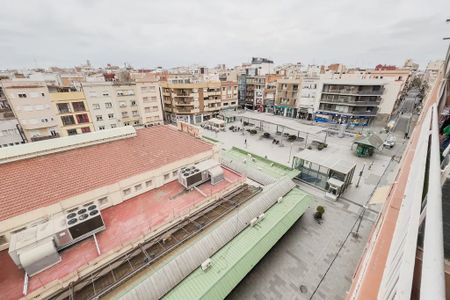 Carrer dOccident, L'Hospitalet de Llobregat, Catalonia 08903 - Photo 3