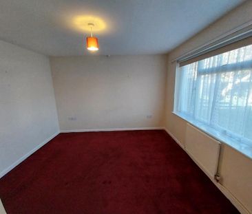 2 bedroom bungalow to rent - Photo 3