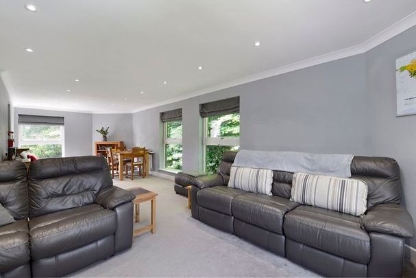 Charterhouse Road, Godalming - 3 bedrooms Property for lettings - Seymours - Photo 1