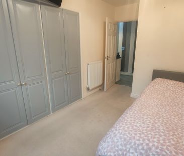 Blackbird Drive, Bury St. Edmunds - Photo 3