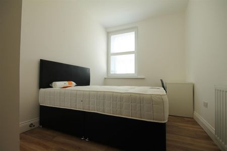 Osborne Terrace, Jesmond, Newcastle Upon Tyne - Photo 5